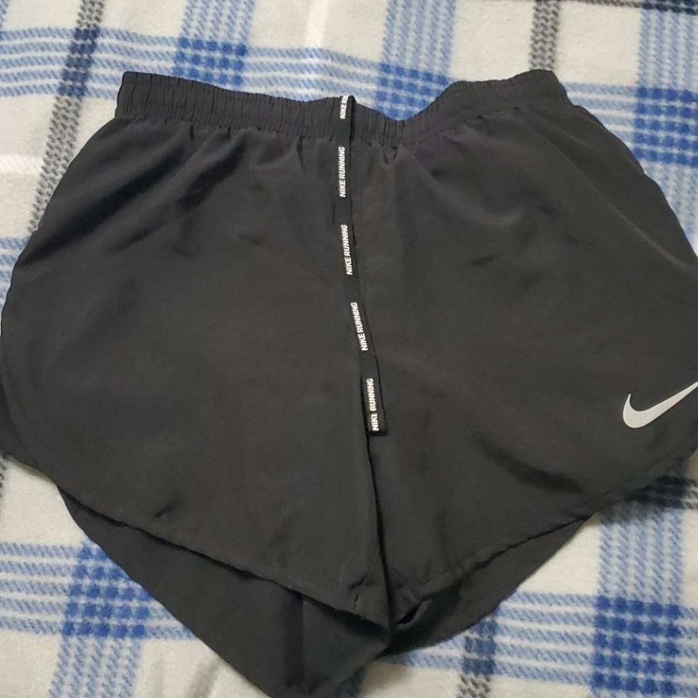 Running shorts